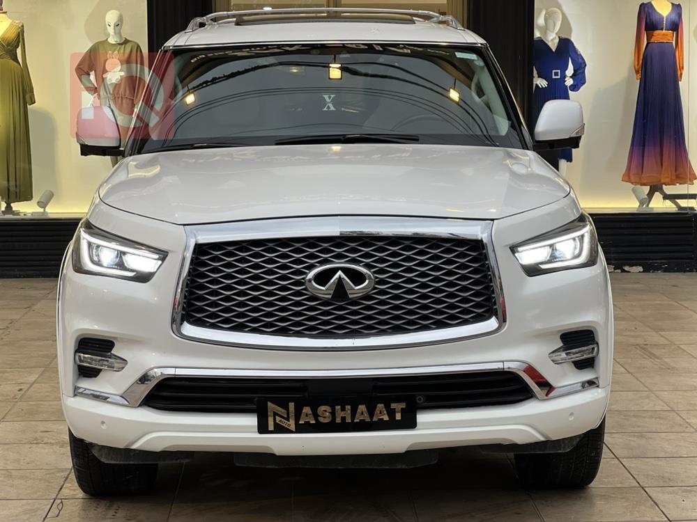 Infiniti QX80